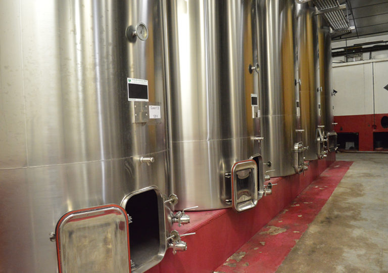 chateau-clement-termes-cuves